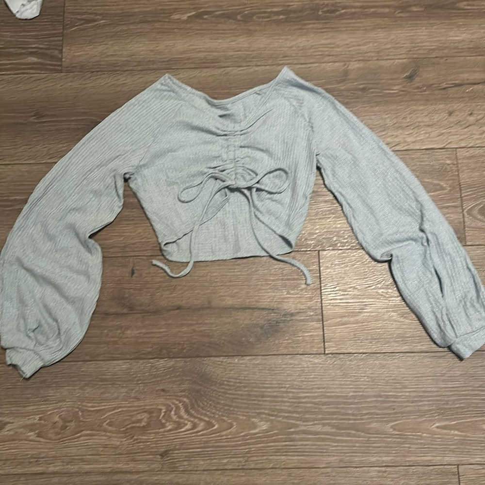 Scrunched blue long sleeve top